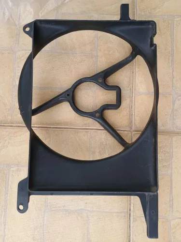 Defletor radiador Corsa 95/2012 com ar original GM 