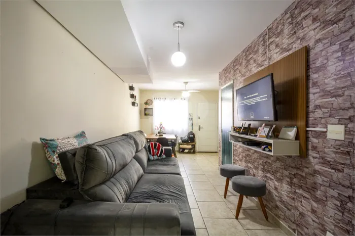 Casa à venda com 3 quartos, sendo 1 suíte, no condomínio Inter Ville Condominium House, Sã