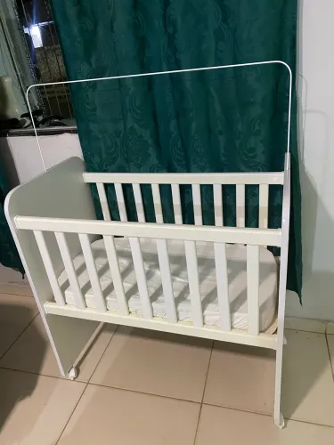 Mini berço de bebê 