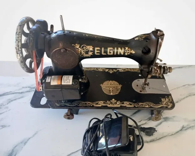 Máquina de costura