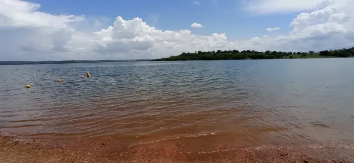 Corumbá IV condomínio fechado a beira do lago oportunidade