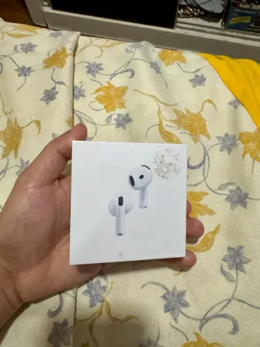 AirPods Apple