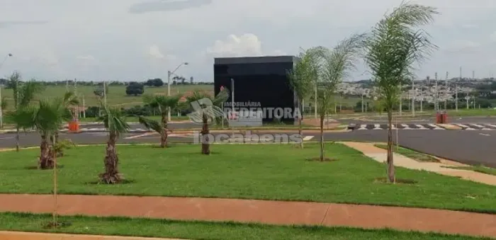 Terreno / Padrão - À venda no Maisparque Rio Preto com 200m²