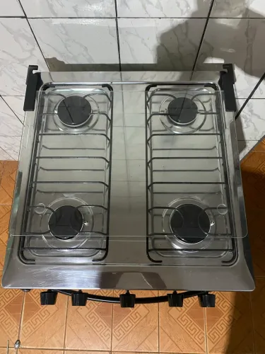 Vendo os três
