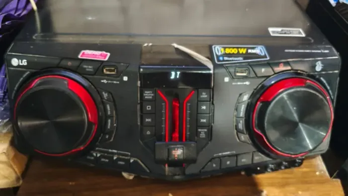 Som LG XBOOM 1800W RMS - Estado de Novo | Potência Bruta e Som Cristalino