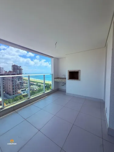 Apartamento em Condomínio Club pé na areia, com 3 dormitórios, em Bal. Piçarras/