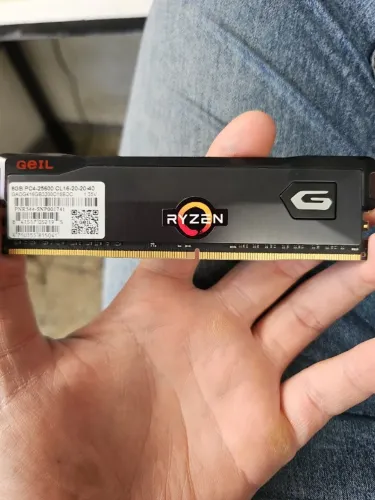 Memória RAM GeIL Orion 8GB DDR4 3200MHz CL16 para PC