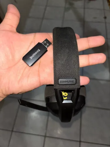 Monitor e headset sem fio