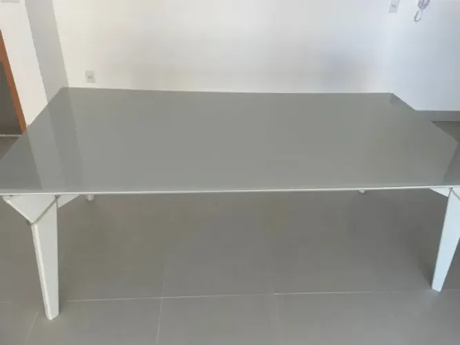 Mesa de jantar retangular tampo de vidro