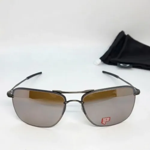 Oakley Tailhook Titanium / Titanium Iridium Polarized Ref: 4087-07 (RARIDADE - 100% NOVO)