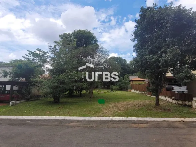 LOTE A VENDA NO CONDOMÍNIO PARQUE DA ESTALAGEM