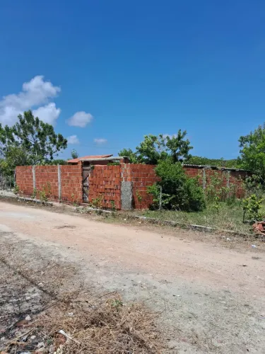 Três lotes medindo 6x25 cada próximo a praia de barra nova
