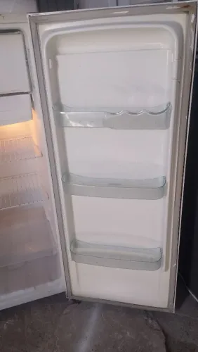 Geladeira Eletrolux 1 porta 