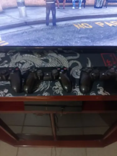 Ps4 impecável pra sair logo