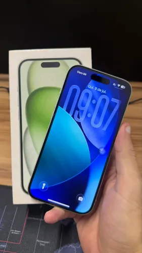 iPhone 15 - 128GB