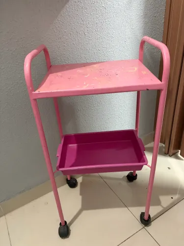 Carrinho auxiliar rosa