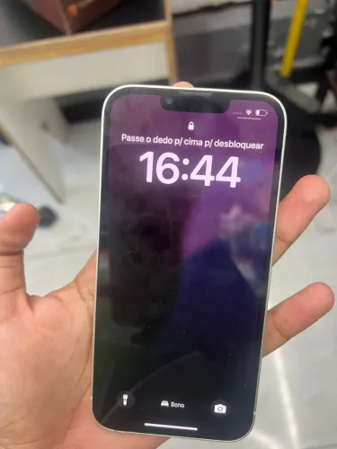 iPhone 13 impecável