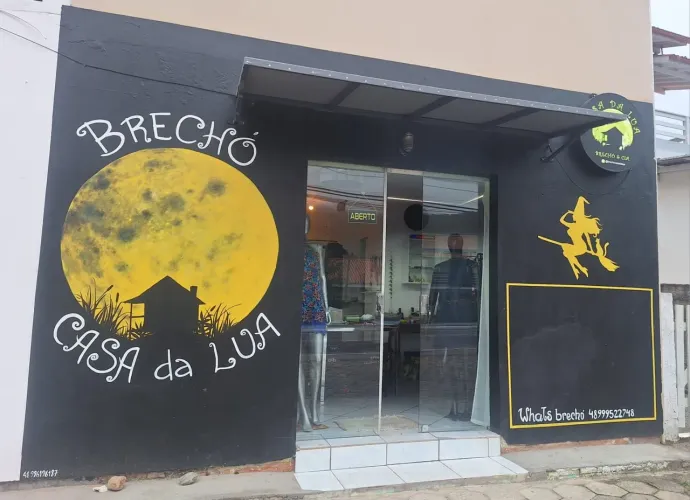 Vendo Brechó no centrinho do rio vermelho 