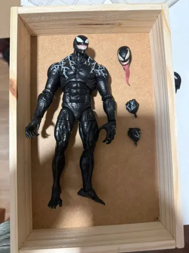 Venom Movie - Marvel Legends