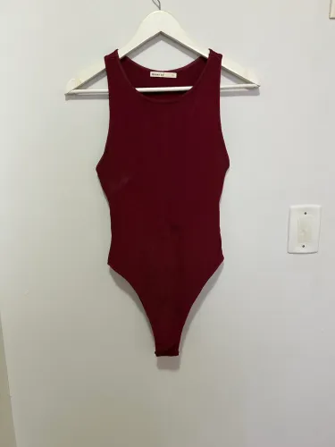 Body Vermelho 