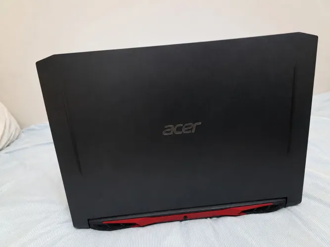 ? Acer Nitro 5 i7 10ª + GTX 1650 4GB + 16GB RAM + SSD 480GB