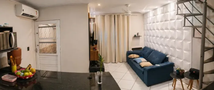 Casa em Vista Alegre, Rio de Janeiro - Próxima à Lona