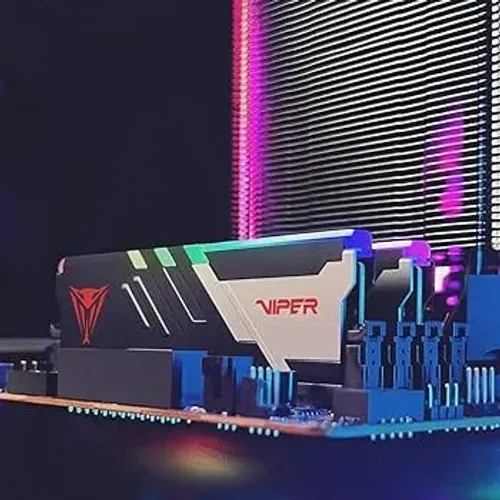 Memória Patriot Viper Venom RGB DDR5 32GB (2x 16GB) 7400MHz PVVR532G740C36K