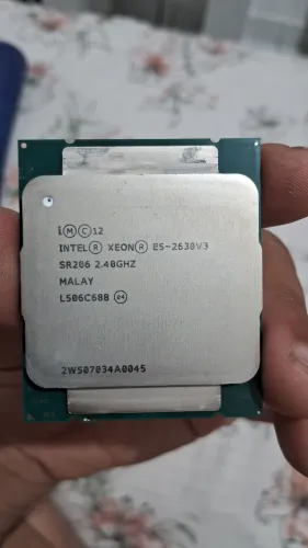 Vendo processador xeon E5-2630 V3, funcionando perfeitamente. 