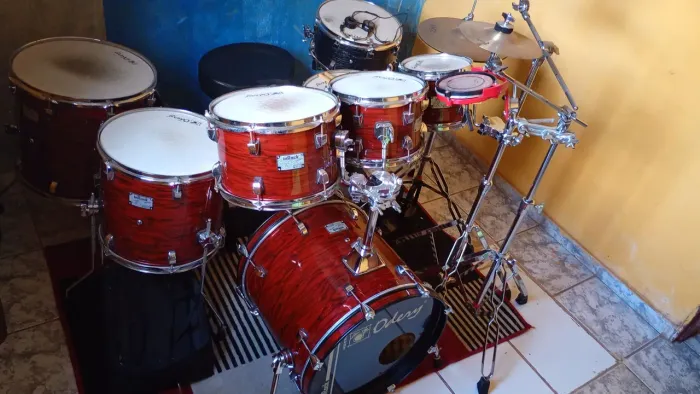 Vede-se bateria odery in- Rock