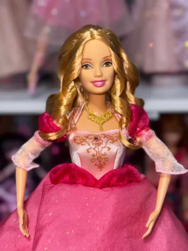 Boneca Barbie Genevieve 12 Princesas Bailarinas