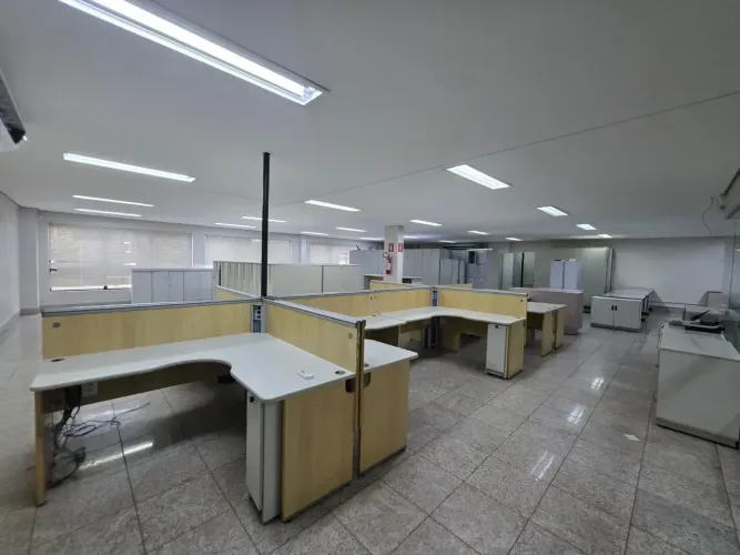 Sala Comercia Térrea - 650 m² - Plano Diretor Sul