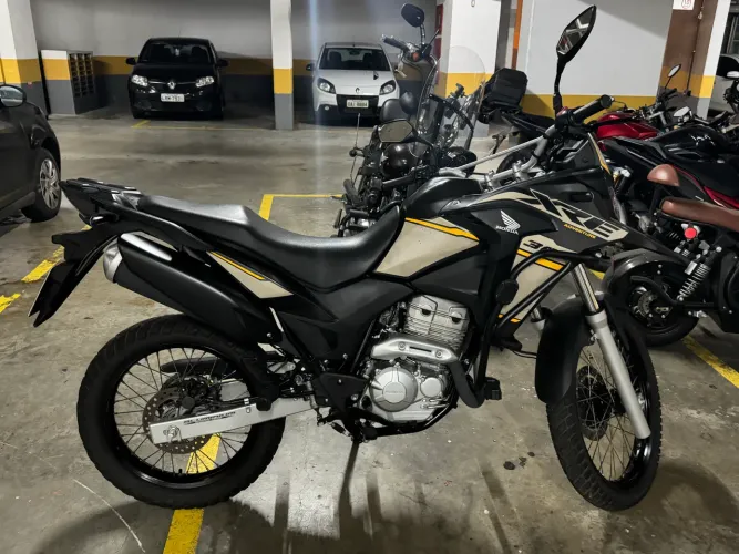 XRE 300 ADVENTURE