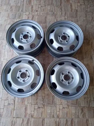 RODAS ORIGINAIS RENAULT ARO 16