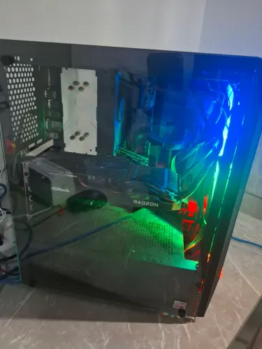 PC Gamer Ryzer7 5700X, RX66008GB, 32RAM3200MHZ, SSD256gb LEXAR e fonte 650w 80plus bronze.