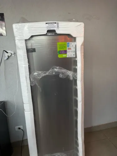 Geladeira Consul Frost Free 337L Inox (CRB39MK) 127V, NOVA na caixa