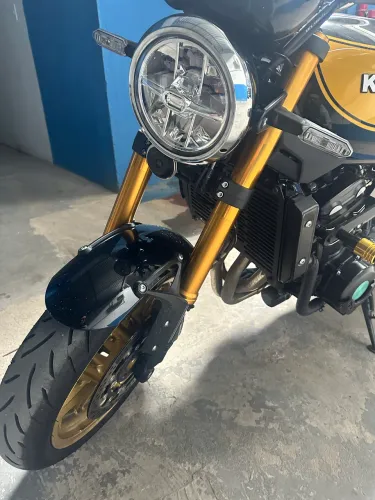 Kawasaki Z900 RS edition 2024 800km rodado