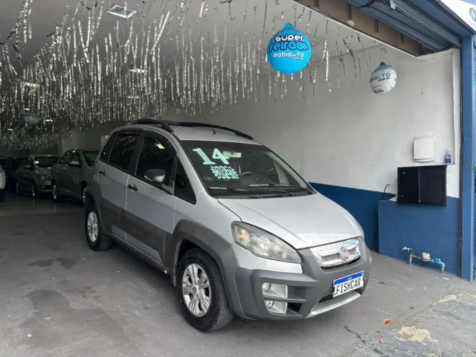 Fiat Idea Sporting 1.8 Flex 16V 5P 2014