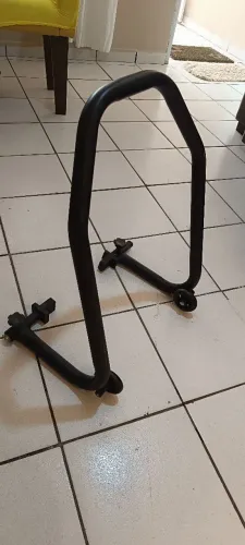 Suporte universal para moto