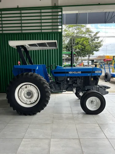 Trator Ford 4x2 3030