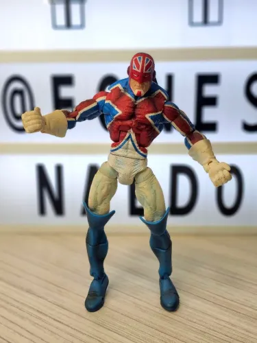 Capitão Britânia Marvel Legends