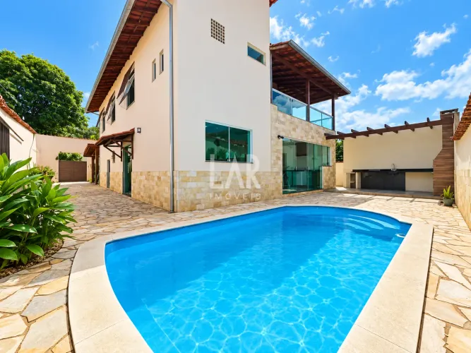Casa à venda, 3 quartos, 1 suíte, 3 vagas, Santa Amélia - Belo Horizonte/MG