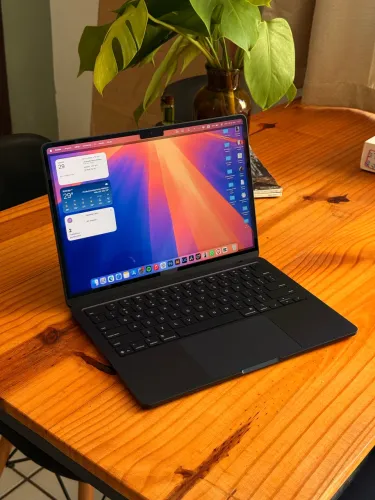 MacBook Air M4