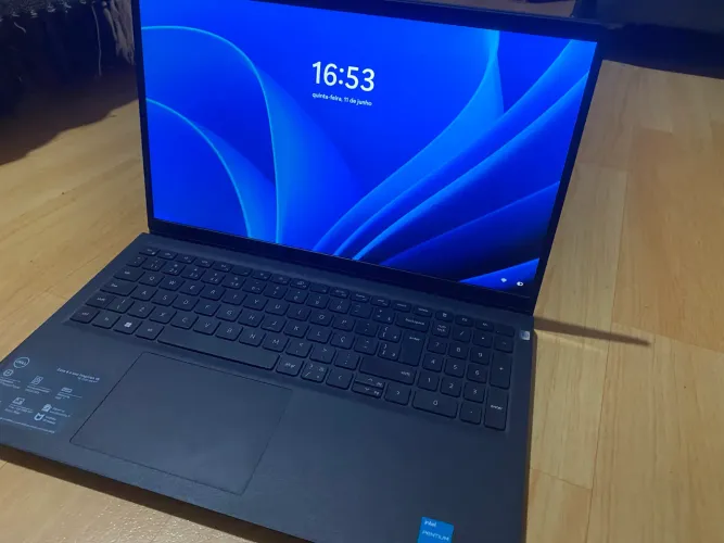 Notebook Dell - 4g RAM 126g SSD Intel Gold - Oportunidade