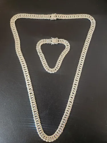 Corrente e pulseira de prata 925