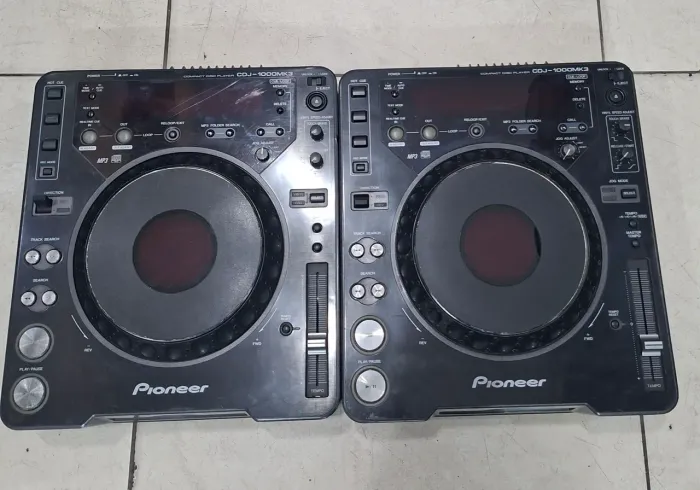 Par de cdj 1000mk3 (defeito)