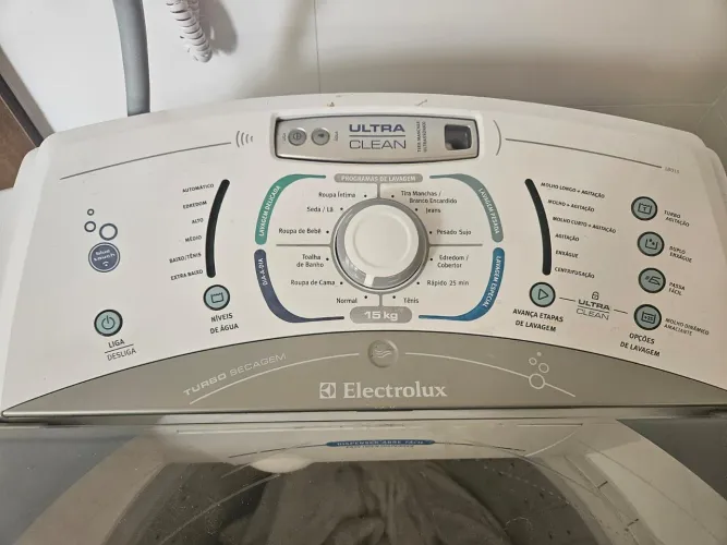 Máquina de Lavar Electrolux 15kg - Ultra Clean (LBU15)