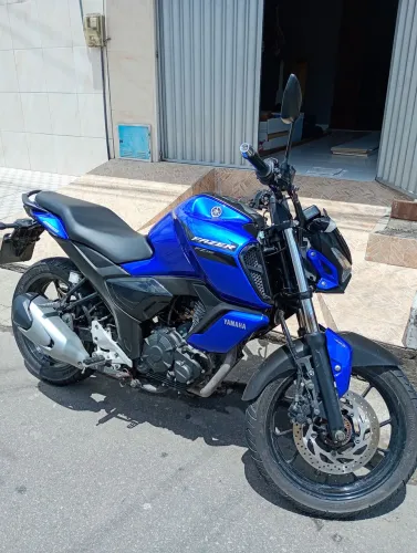 REPASSE, ASSUMIR FZ15 ENTRADA + PARCELAS