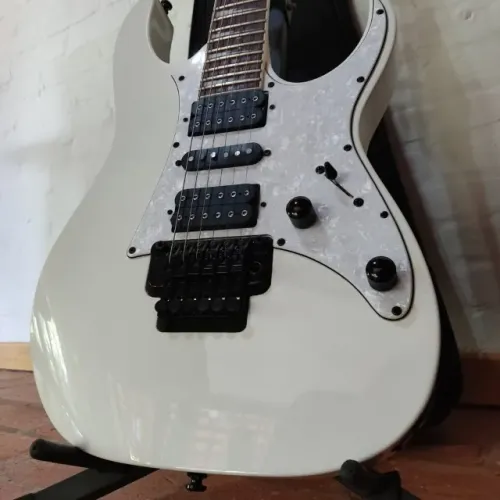 Guitarra Ibanez RG 350 DXZ