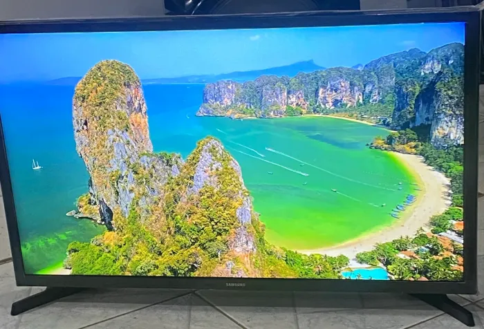 Vendo tv Samsung 32 smart plus 