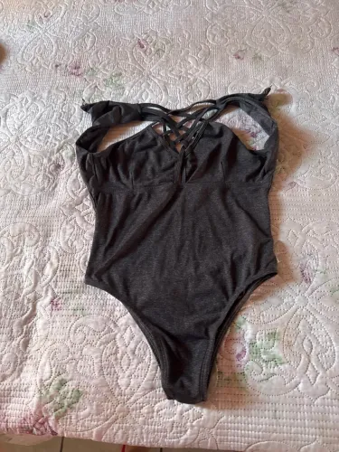 Body cinza escuro